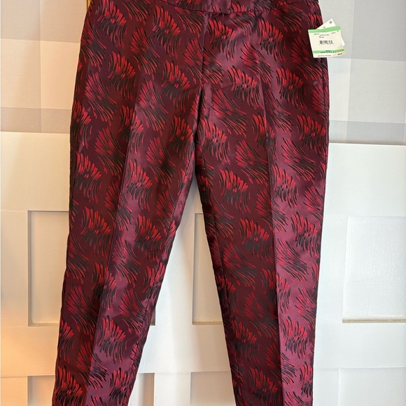 Anne Klein Red and Black Patterned Dress Pants Size 8 - Picture 2 of 8